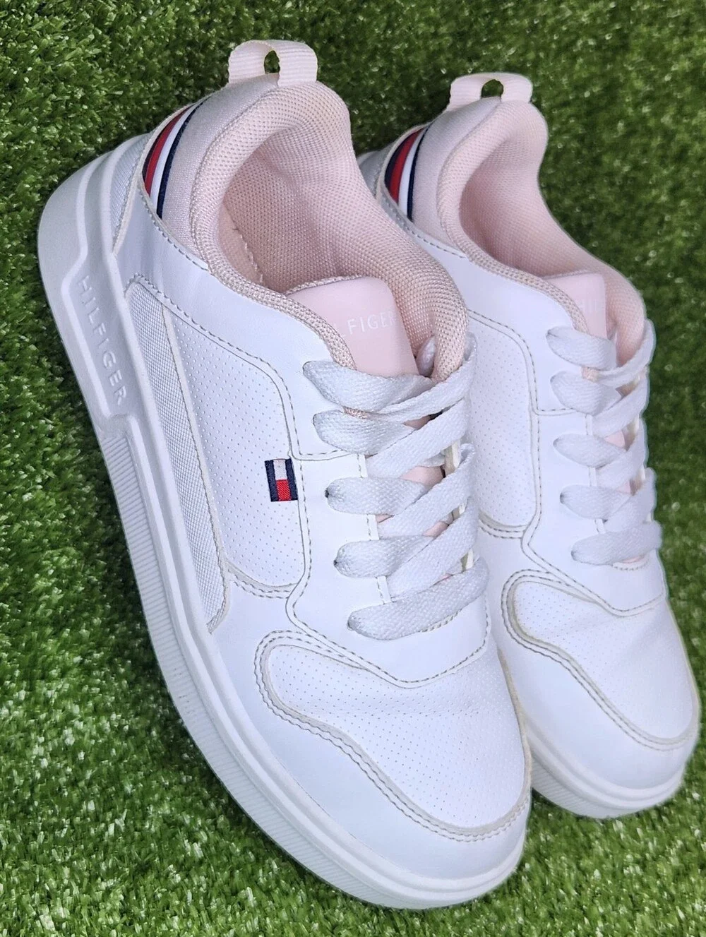 Tommy Hilfiger Girls Classic Court Low White Light Pink Shoes Sneakers Size 3